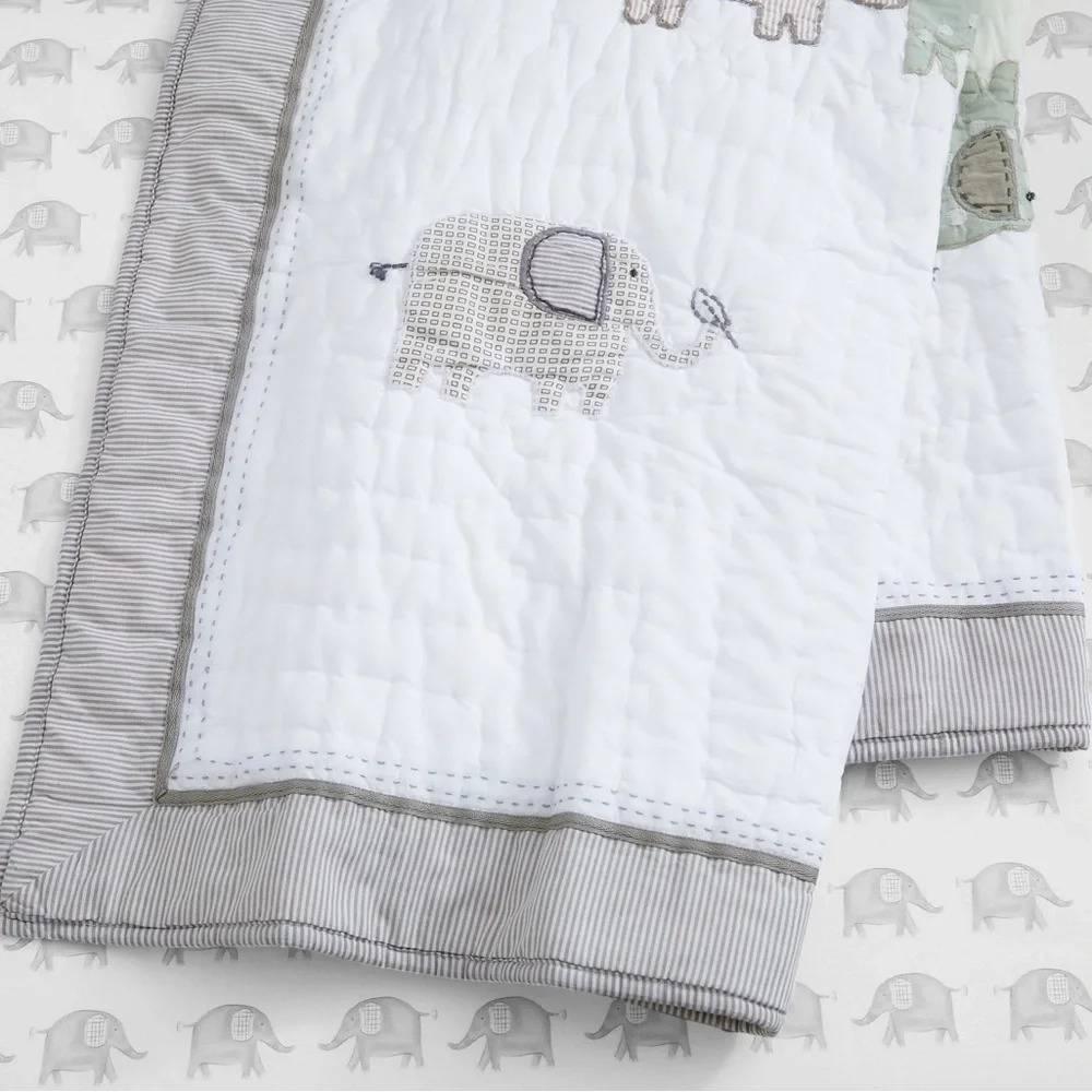 Pottery Barn Kids ‘Taylor Elephant’ Quilt